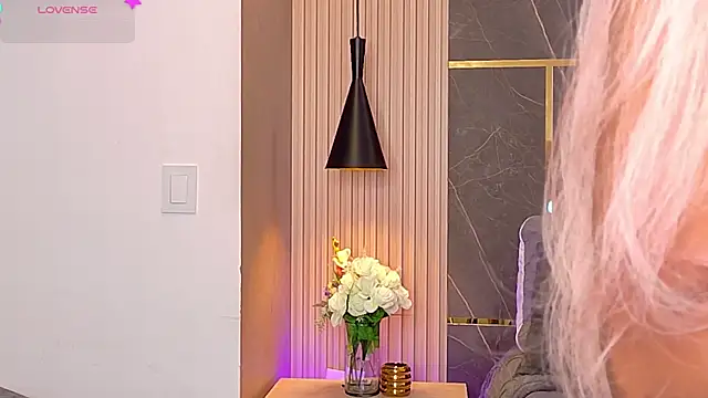 Snapshot of Charlotte-Brandt chatting on June 2026 03:49:01 AM Charlotte-Brandt online show from June 2026 03:49:01 AM