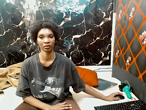 Caramelminxx  online show from June 2026 07:25:01 AM