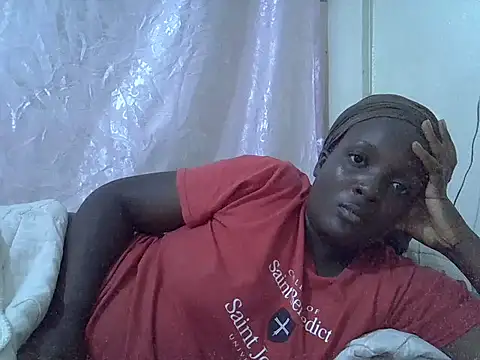 Hot-Zelinda online show from July 2026 07:05:02 PM