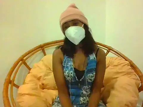 queen shelly online show from July 2026 09:21:02 PM