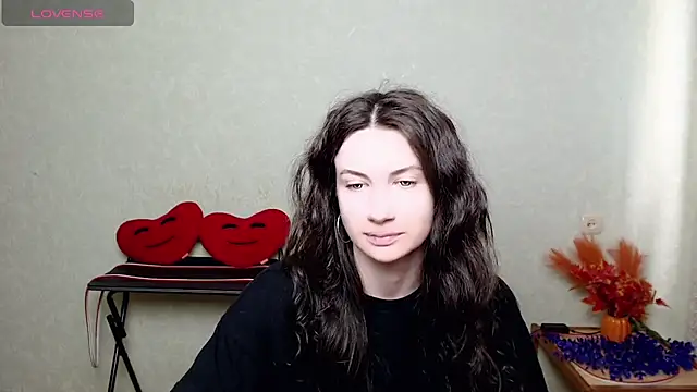LilithRivi online show from June 2026 01:37:01 PM