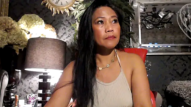 Snapshot of Hornygirltheone chatting on November 2025 10:32:02 PM Hornygirltheone online show from November 2025 10:32:02 PM