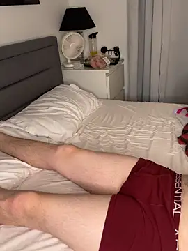 Shycouple7295 online show from June 2026 09:16:01 PM