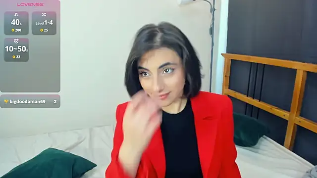Snapshot of LunarLori chatting on June 2026 08:12:02 AM LunarLori online show from June 2026 08:12:02 AM