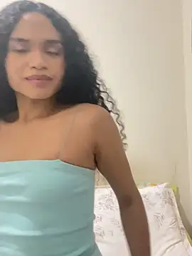 Snapshot of AnaAngel_ chatting on June 2026 01:28:02 AM AnaAngel online show from June 2026 01:28:02 AM