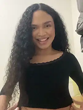 Snapshot of AnaAngel_ chatting on June 2026 02:12:01 AM AnaAngel online show from June 2026 02:12:01 AM