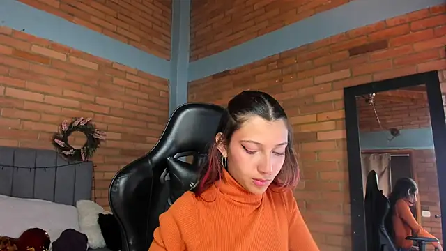 Emma belley online show from June 2026 07:12:02 PM