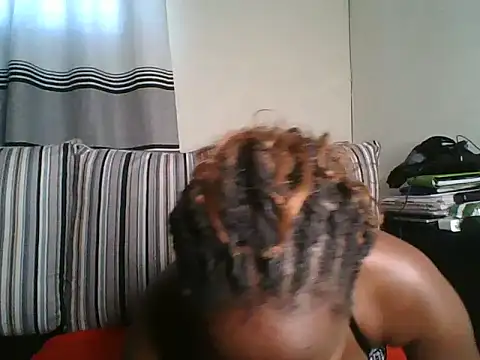 Snapshot of Ellah_simone chatting on June 2026 05:30:01 AM Ellah simone online show from June 2026 05:30:01 AM