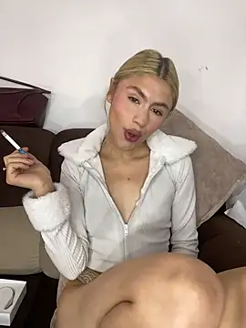 Lia-firee online show from June 2026 03:29:01 PM
