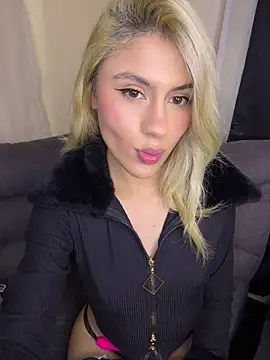 Lia-firee online show from July 2026 05:11:01 AM