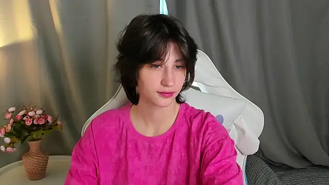 Carolina Lu online show from June 2026 02:16:01 AM