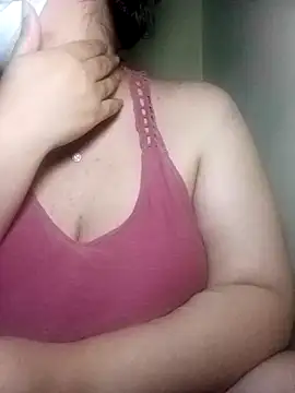HAFidaE online show from July 2026 10:39:02 PM
