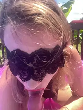 VeiledVixxen online show from July 2026 05:50:02 PM
