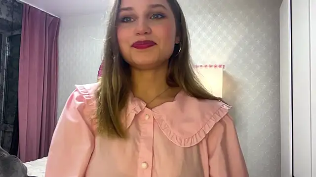 Bella  Ray online show from June 2026 06:39:02 PM