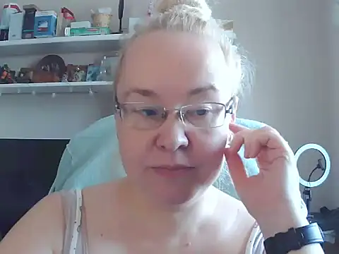 Viola27 online show from July 2026 07:04:02 AM