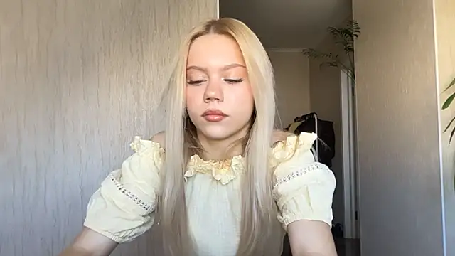 Glamorforyou online show from June 2026 05:12:02 AM