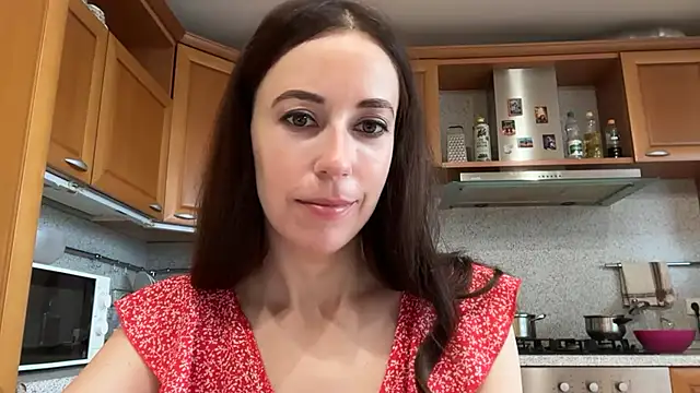 Flamingo Queen online show from July 2026 05:25:02 AM