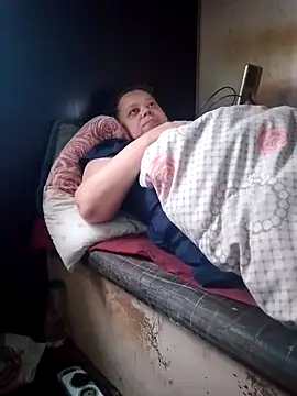 oksana72 online show from September 2025 12:10:02 PM