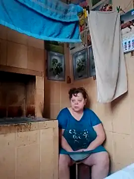 oksana72 online show from February 2026 07:28:02 AM