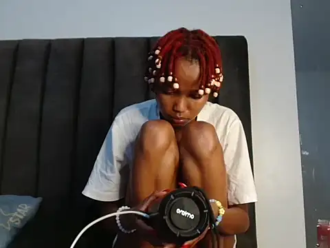 sexy ignis aura online show from July 2026 08:33:02 PM