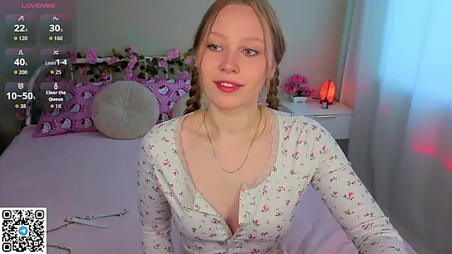 Snapshot of AngelBlaze chatting on July 2026 05:34:01 AM AngelBlaze online show from July 2026 05:34:01 AM