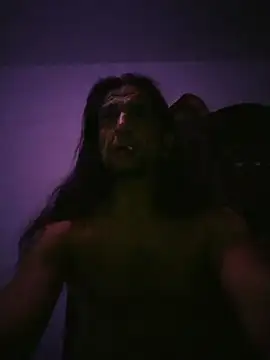 Nightcrawlers online show from June 2026 03:25:01 AM