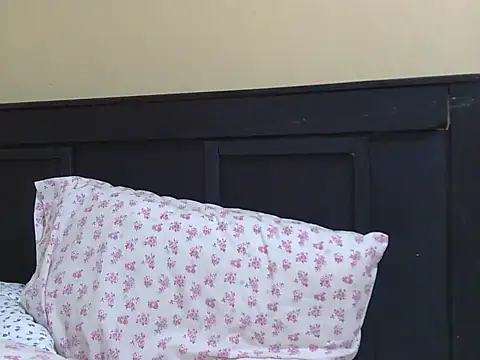 kinkydolll online show from June 2026 06:16:02 AM