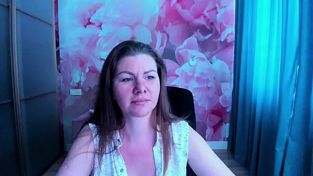 LunaKissesx online show from June 2026 11:24:02 AM