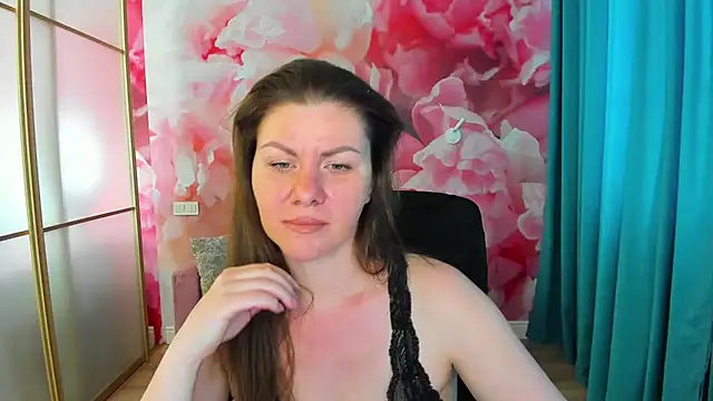 LunaKissesx online show from June 2026 11:25:01 AM