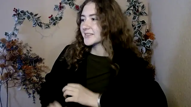 Crimson Bite online show from June 2026 09:32:01 AM