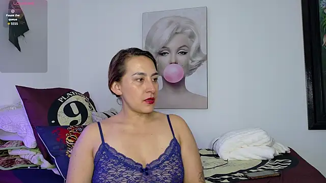 amanda ferrer online show from July 2026 02:10:01 PM
