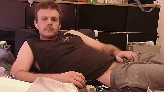 Snapshot of kinkyboipig chatting on June 2026 04:42:01 PM kinkyboipig online show from June 2026 04:42:01 PM