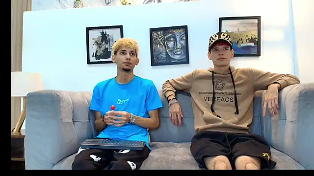 Hot skinny guys online show from June 2026 07:22:02 PM