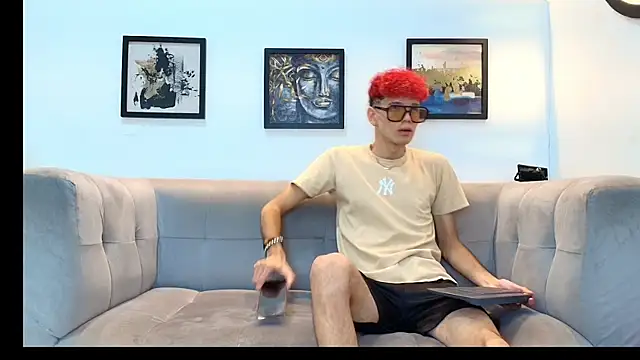 Hot skinny guys online show from June 2026 07:13:01 PM