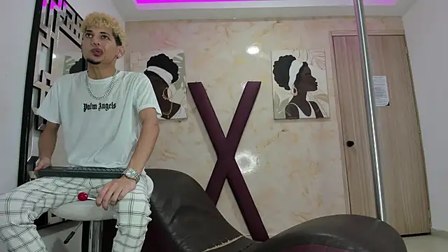 Hot skinny guys online show from July 2026 07:40:02 PM