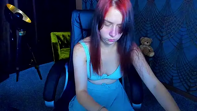 Livia Shy online show from July 2026 05:41:01 PM