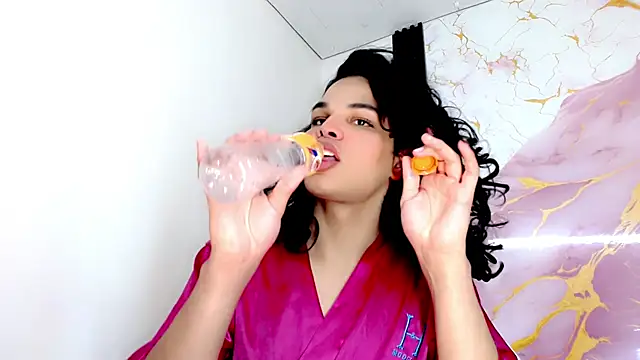 zoe amatista online show from July 2026 04:49:01 AM