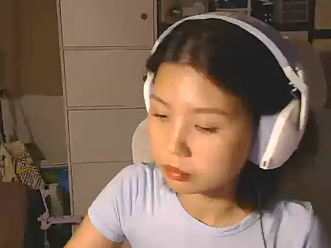 urgrl portia online show from June 2026 11:19:02 AM