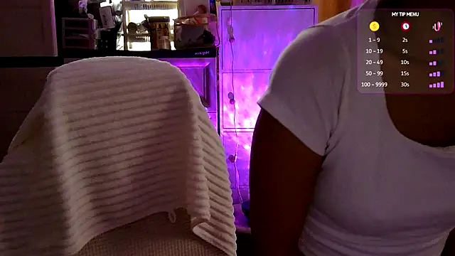 urgrl portia online show from July 2026 09:51:02 AM