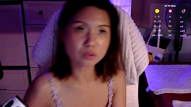 urgrl portia online show from July 2026 04:39:33 PM