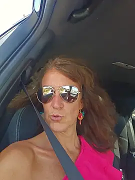 Giulia2903 online show from June 2026 01:09:02 PM