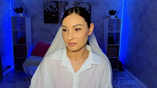 NikoleMills online show from July 2026 06:16:02 AM