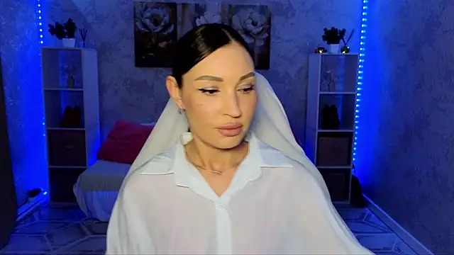 NikoleMills online show from July 2026 06:47:02 AM