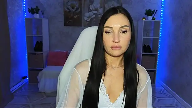 NikoleMills online show from July 2026 02:02:01 PM