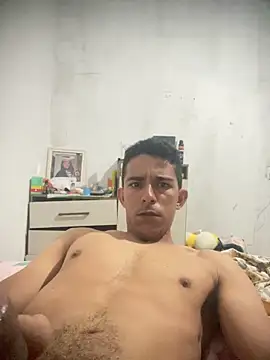 Ricarlosx online show from June 2026 11:24:02 AM