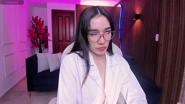 Emma caarter  online show from June 2026 03:11:02 AM