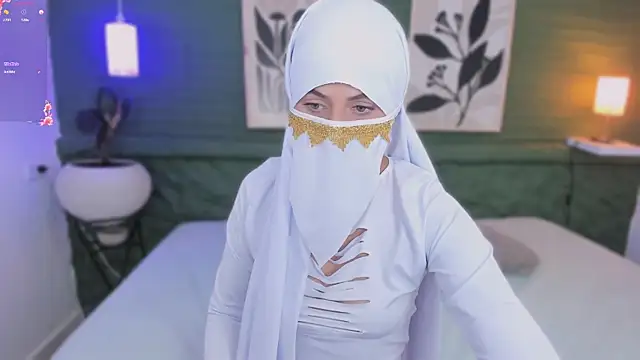 aisha k online show from July 2026 10:49:02 PM