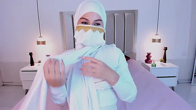aisha k online show from July 2026 01:56:02 AM