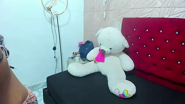 Daniela Spencerr online show from July 2026 11:03:02 AM
