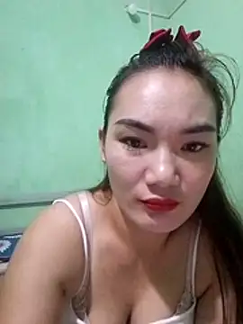 Snapshot of Voiva11 chatting on June 2026 11:09:02 PM Voiva11 online show from June 2026 11:09:02 PM